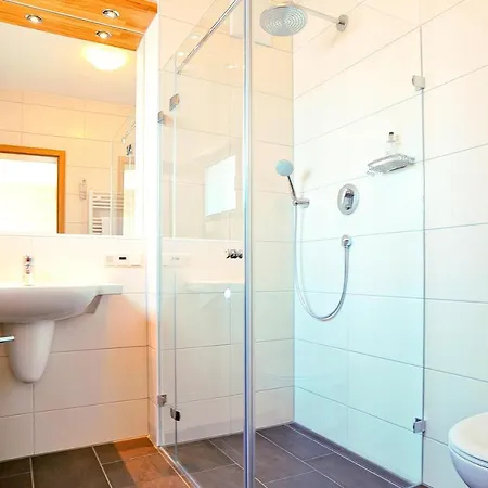 Hotel Zum Hirsch***s 3*